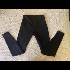 Lululemon Wunder Under Luon Black Size 8